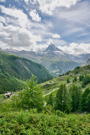 Our first view of Findeln (lunch ahead)